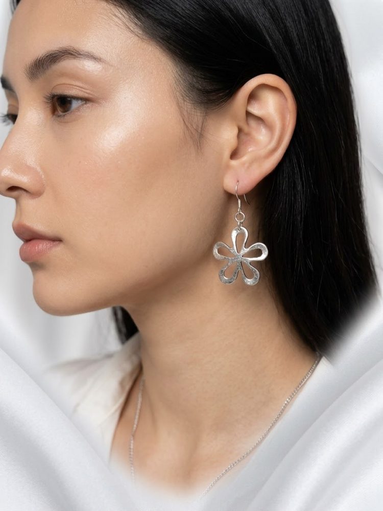 Aretes Colgantes Flor Abierta