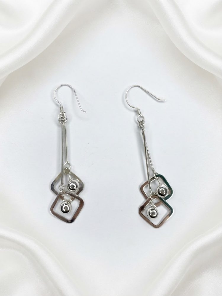 Aretes Colgantes Rombos y Barra