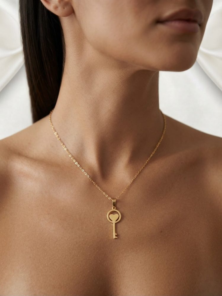 Collar Dije Llave Corazón