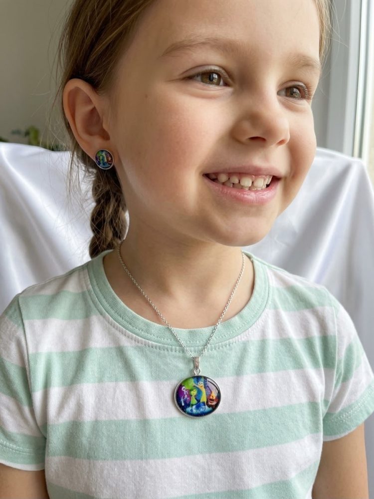 Set de Aretes y Dije Emociones