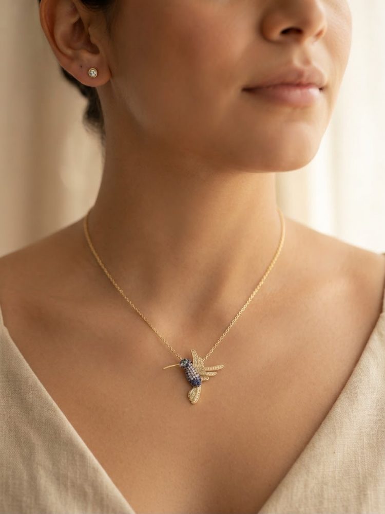 Juego de Collar Colibrí y Aretes Broquel