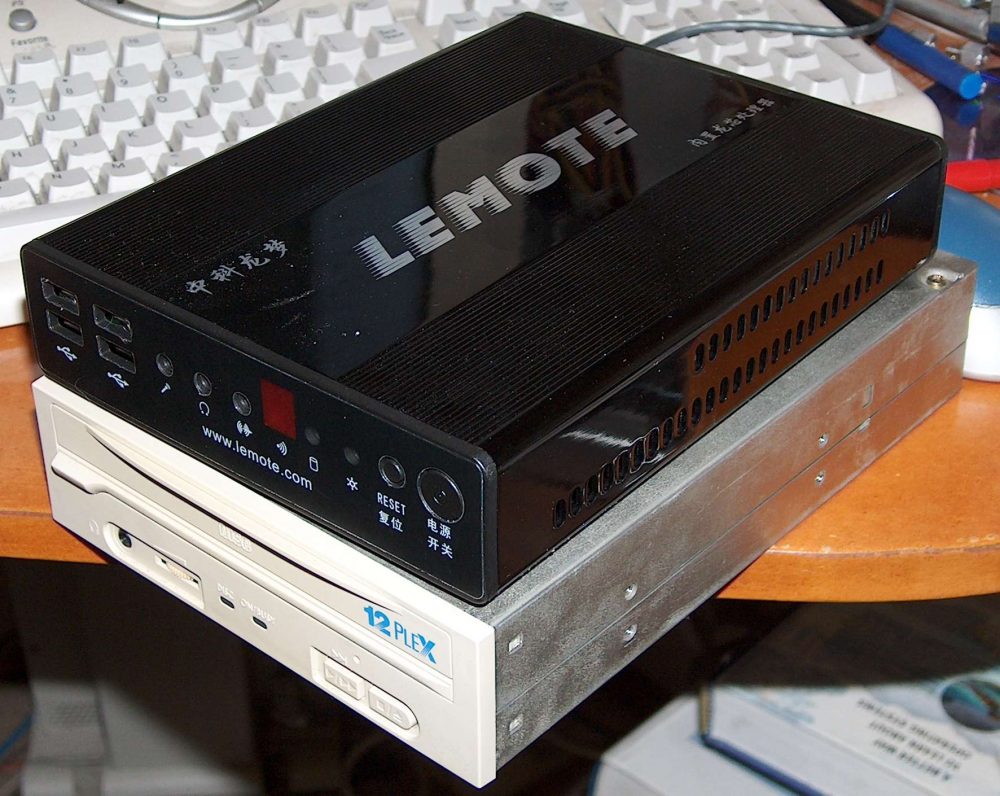 Axiomtek IPC960A Sistema Industrial sin Ventilador