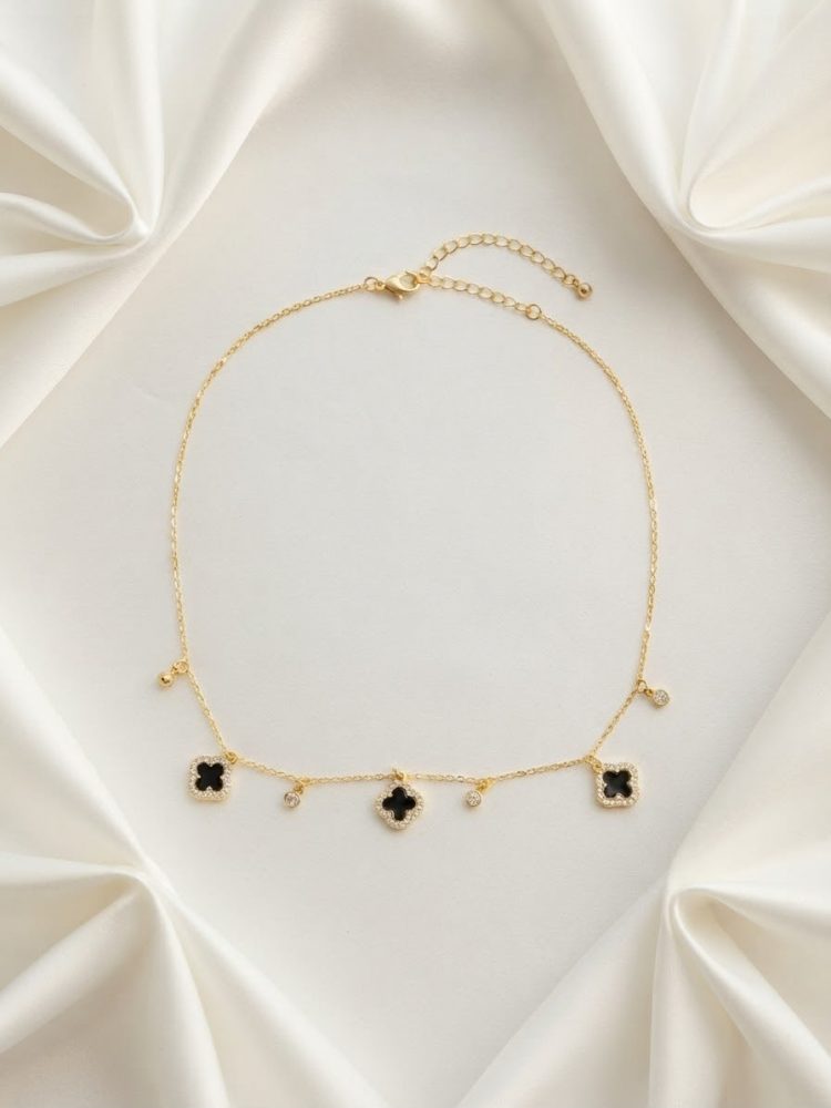 Collar Tréboles Negros con Circonias