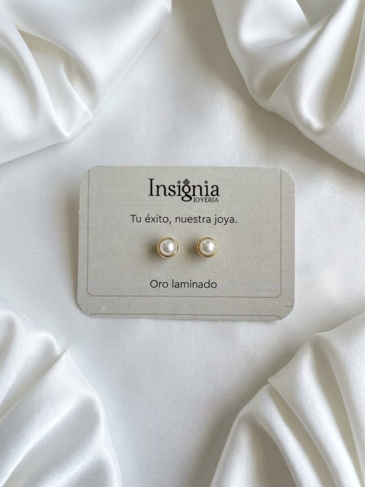 Aretes Broquel Perla Biselada