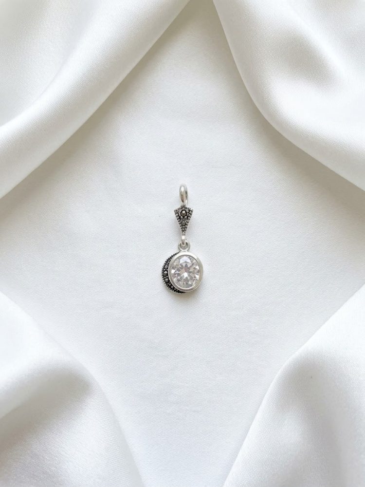 Dije Solitario Circón Blanco Vintage