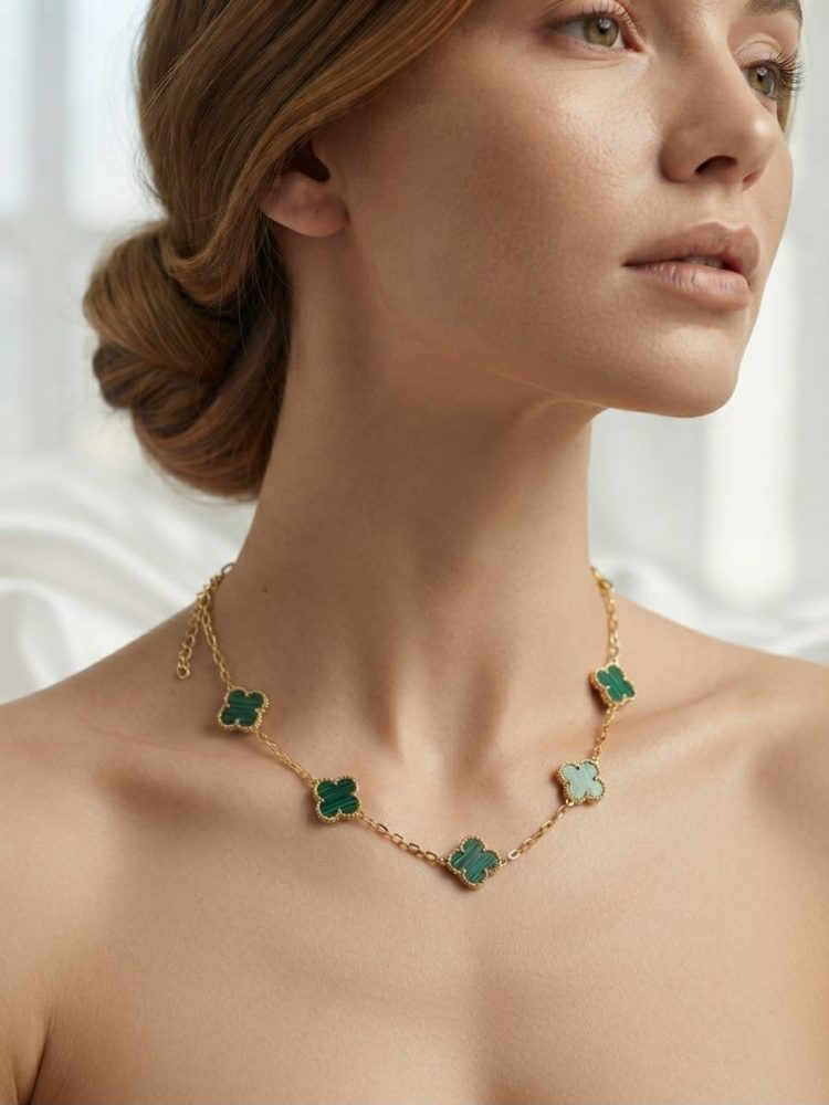 Collar Tréboles Verdes estilo Alhambra