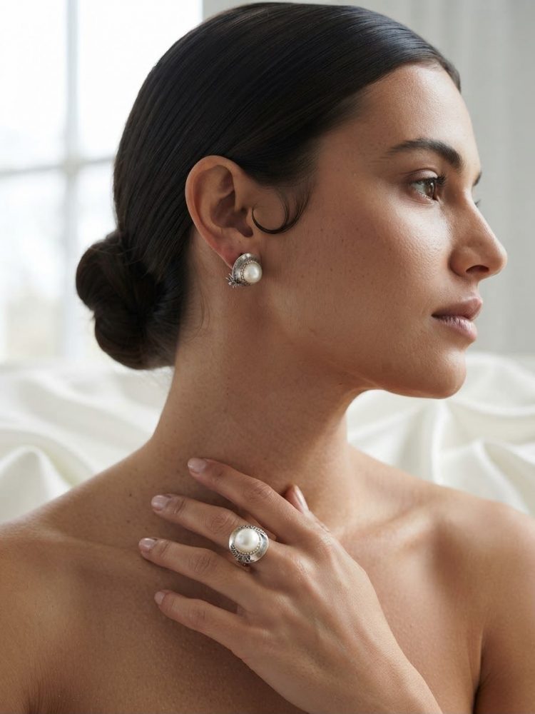 Set Anillo y Aretes Perla Marco Circular