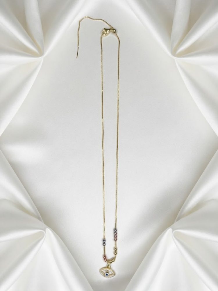 Collar Ojo Turco con Circonias y Detalle Multifilamento