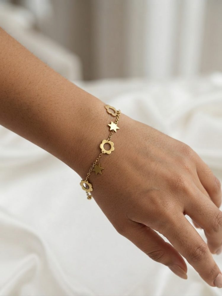 Pulsera Cadenita Dijes Flores y Estrellas