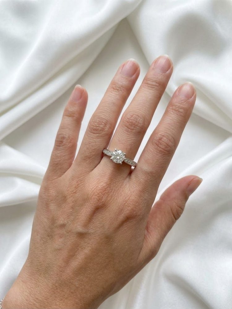 Anillo Solitario Circonia Central