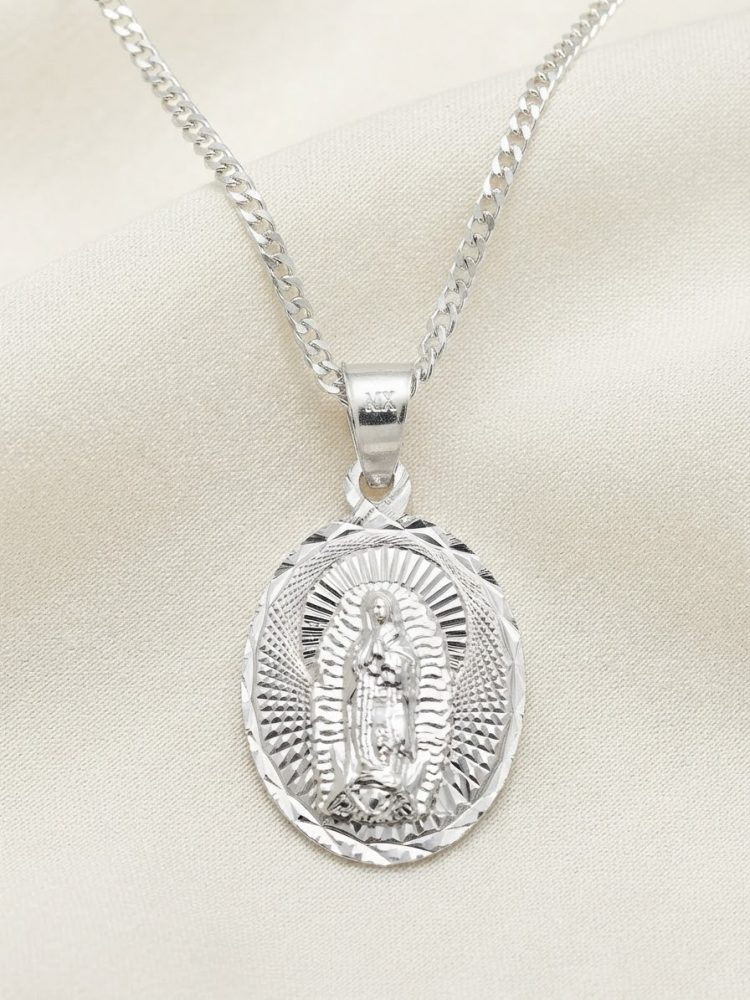 Dije Ovalado Virgen de Guadalupe