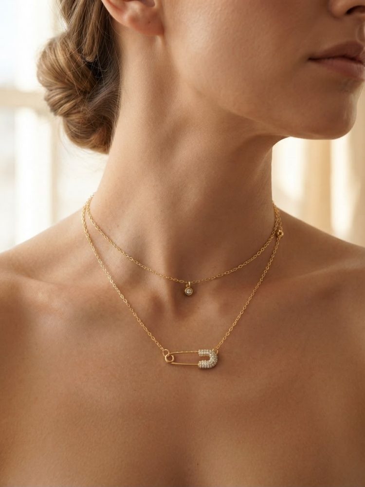 Collar Doble Nivel Imperdible y Punto de Luz