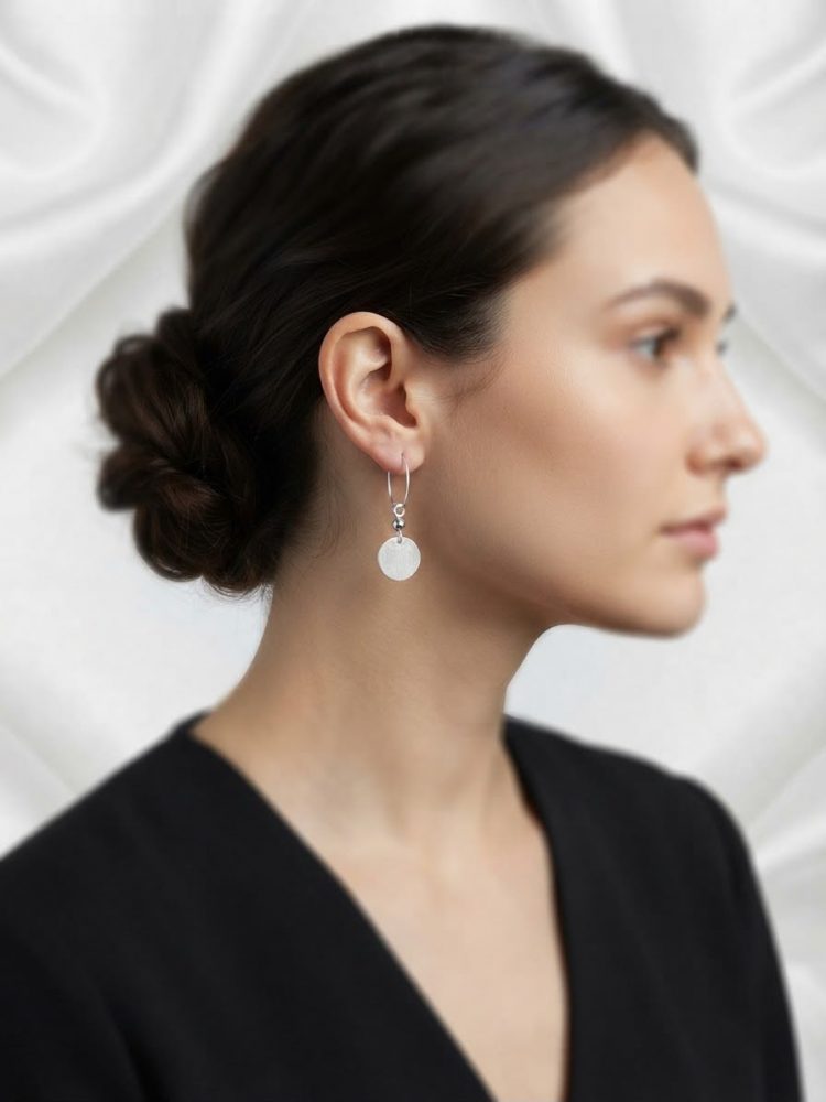 Aretes Arracada con Dije Circular Cepillado
