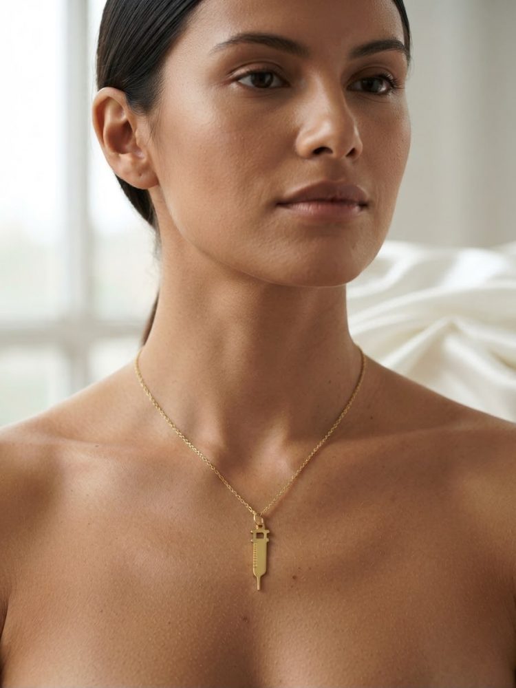 Collar Dije Jeringa