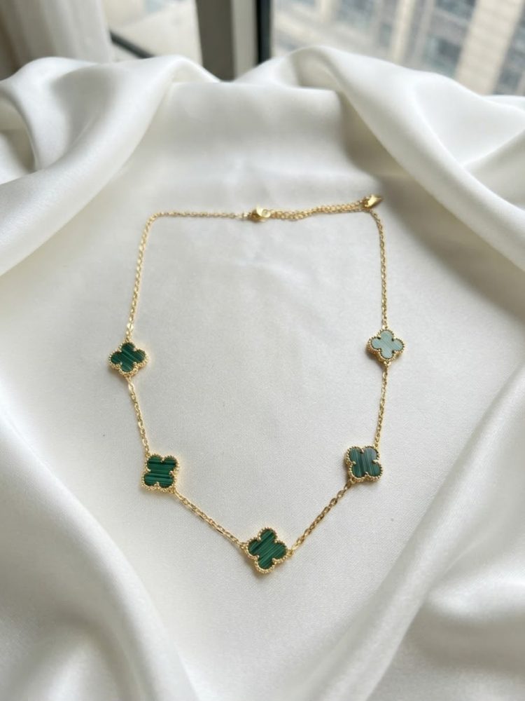 Collar Tréboles Verdes estilo Alhambra