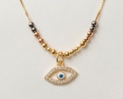 Collar Ojo Turco con Circonias y Detalle Multifilamento
