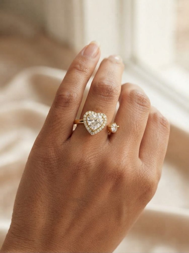 Anillo Ajustable Abierto Corazón Halo y Circonia