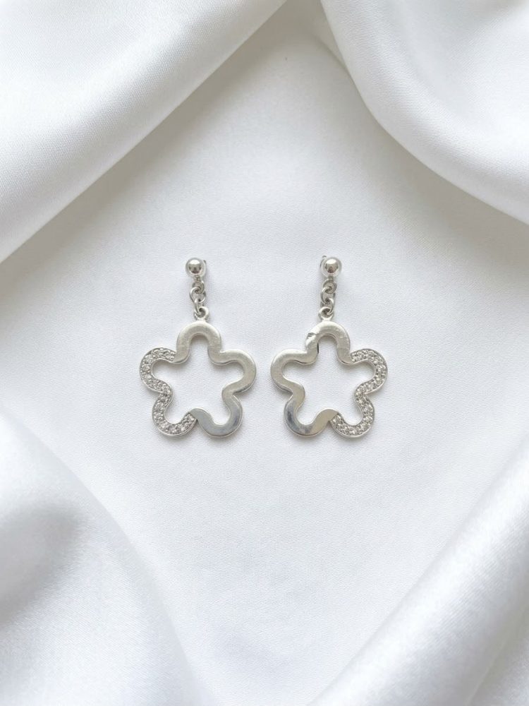 Aretes Colgantes Flor Calada