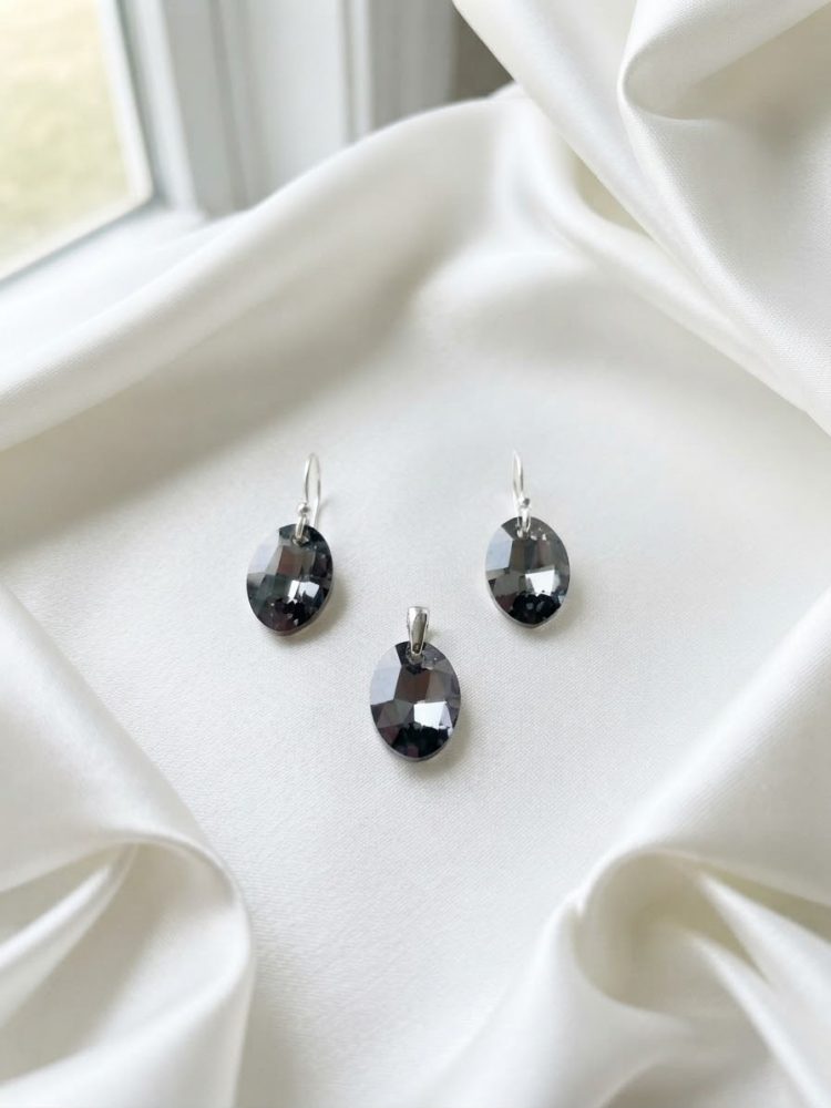 Set Dije y Aretes Cristal Oval Ahumado