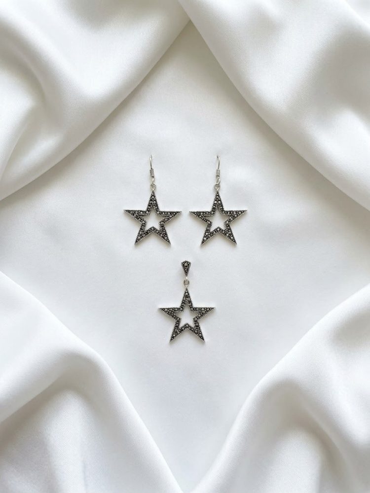 Set de Aretes y Dije Estrella Marquesitas