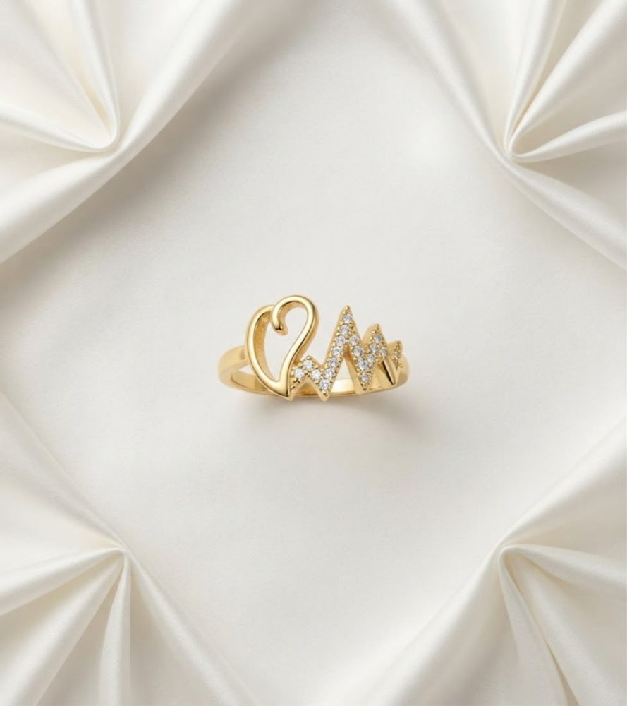 Anillo Ajustable Corazón y Latido con Circonias