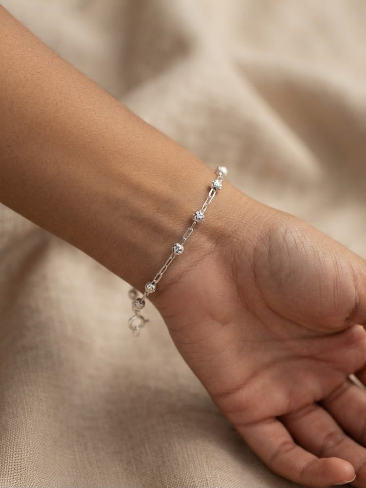Pulsera Fina Eslabón Alargado con Esferas Diamantadas